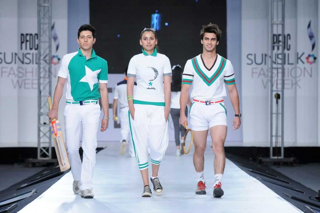 Заказать спортивную одежду из Пакистана